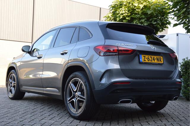 Mercedes-Benz GLA-KLASSE 250 e AMG-LINE | PANODAK | MEMORY | BURMESTER | HUD | TREKHAAK | LEDER | MULTIBEAM | ENZ