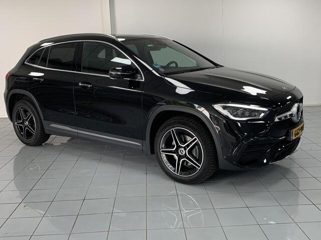Mercedes-Benz GLA-KLASSE 250 e AMG Line PANORAMADAK | TREKHAAK | RONDOM ZICHT CAMERA | COMPLETE AUTO!