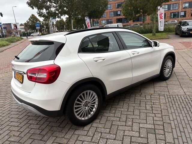 Mercedes-Benz GLA-KLASSE 180 Business Solution | Navi | Camera | 68.231 km Dealeronderhouden