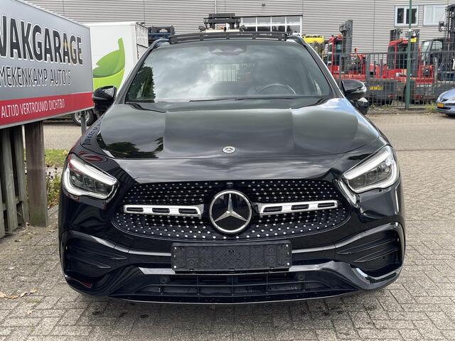Mercedes-Benz GLA-KLASSE 250 e AMG Line 20"/Panoramadak/Head-up/Dodehoek/Adaptieve cruise/360 camera/Keyless/Matrix LED/Stoelverwarming/Apple Carplay & Android Auto
