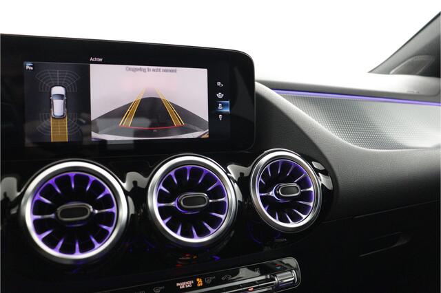 Mercedes-Benz GLA-KLASSE 250 e Business Solution Luxury Limited | Trekhaak | Navi | Xenon/LED | Ambilight - RIJKLAAR
