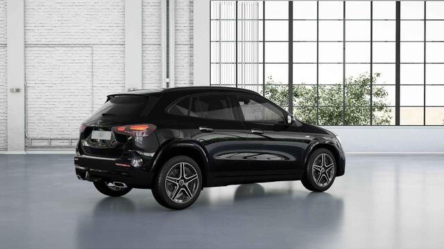 Mercedes-Benz GLA-KLASSE 250 e Business Solution AMG | Nightpakket | Panoramaschuifdak | Achteruitrijcamera | Stoelverwarming | Sfeerverlichting | LED verlichting |