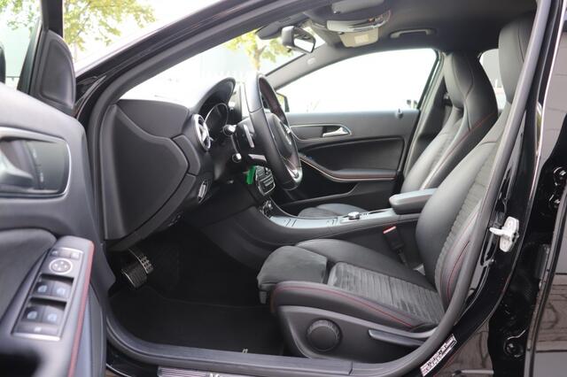 Mercedes-Benz GLA-KLASSE 180 AMG AUT/ORIG.NL/BI-XENON/CLIMA/CRUISE/19
