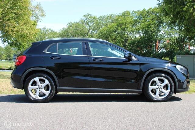 Mercedes-Benz GLA-KLASSE 200 d Business Solution AFN TREKHAAK LMV