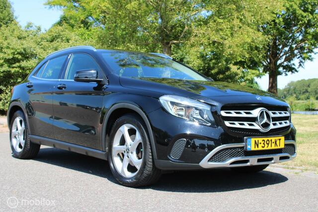 Mercedes-Benz GLA-KLASSE 200 d Business Solution AFN TREKHAAK LMV