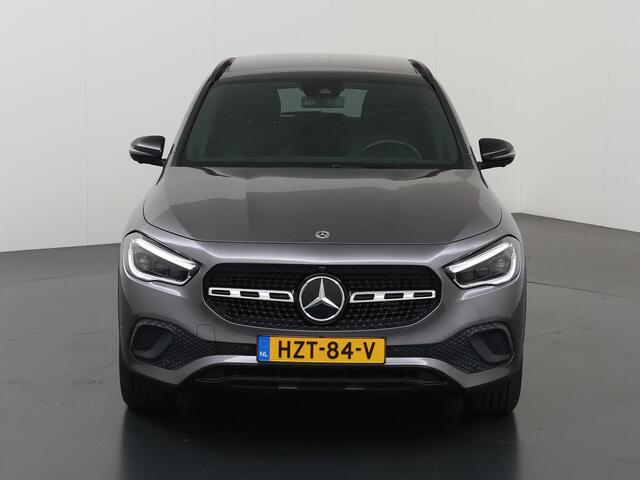 Mercedes-Benz GLA-KLASSE 250 e Luxury Line | Panoramadak | Night pakket | Multibeam |