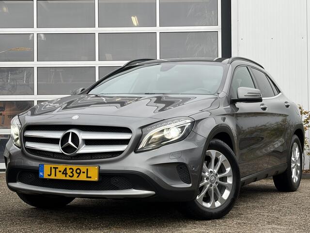 Mercedes-Benz GLA-KLASSE 180 Lease Edition Ambition 122pk | Bi-xenon koplampen | Bluetooth | Cruise control | Lichtmetalen velgen 17" | Navigatiesysteem full map | Parkeersensor voor en achter | Zeer nette auto!
