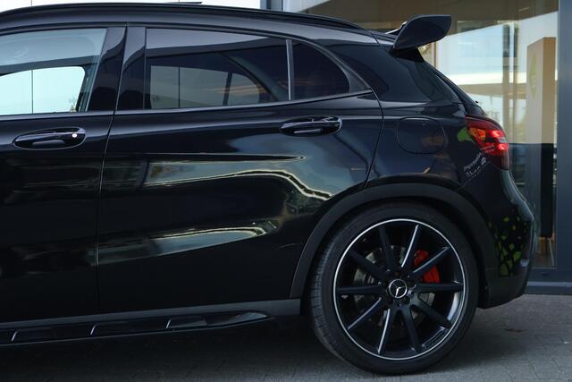 Mercedes-Benz GLA-KLASSE AMG 45 4MATIC / Panorama / Aero spoiler