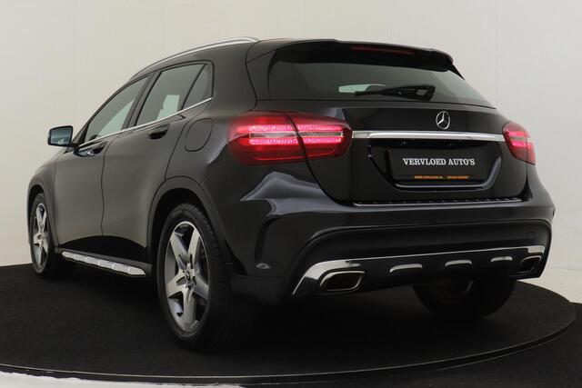 Mercedes-Benz GLA-KLASSE 180 BUSINESS SOLUTION AMG -CRUISE|AMG-STYLING|18"|STOELVERWARMING