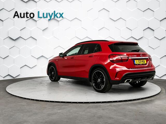 Mercedes-Benz GLA-KLASSE 200 Premium Automaat | Navigatie | Elektrische Achterklep | Lederen Bekleding