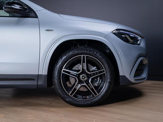 Mercedes-Benz GLA-KLASSE 250 e Business Solution AMG Panorama dak | Trekhaak