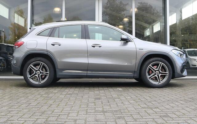 Mercedes-Benz GLA-KLASSE 250 e Business solution AMG | Trekhaak