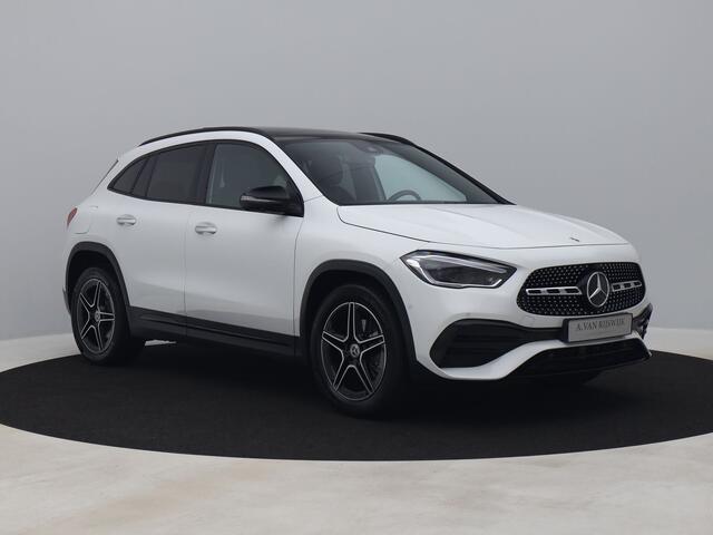 Mercedes-Benz GLA-KLASSE 250 e AMG Line | PANO | 360° | SFEERVERLICHTING | STOELVERWARMING