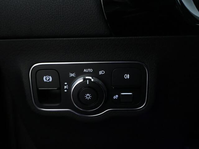 Mercedes-Benz GLA-KLASSE 250 e Business Solution AMG Nightpakket | Panoramadak | Rijassistentie Pack | Memory | Sfeerverlichting | Keyless Go | Inclusief 24 maanden Mercedes-Benz Certified garantie voor Europa.