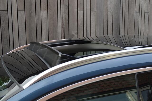 Mercedes-Benz GLA-KLASSE 250 e AMG Led Panorama Distronic Widescreen Sfeer Camera Pdc