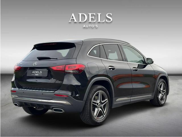 Mercedes-Benz GLA-KLASSE 250 e AMG Line PANODAK CAMERA KEYLESS SFEERVERLICHTING