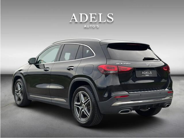 Mercedes-Benz GLA-KLASSE 250 e AMG Line PANODAK CAMERA KEYLESS SFEERVERLICHTING