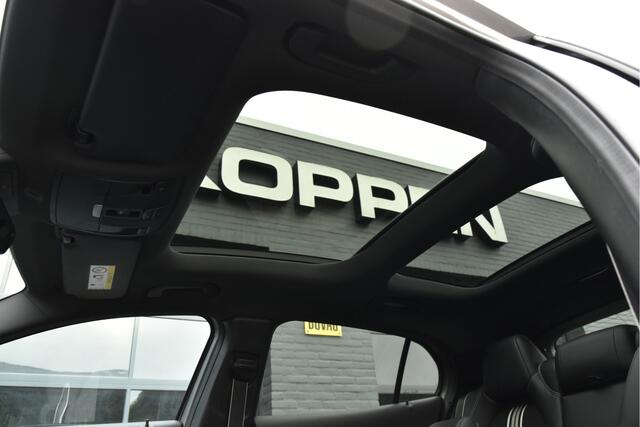 Mercedes-Benz GLA-KLASSE 250 4Matic White Art Edition