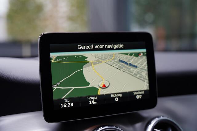 Mercedes-Benz GLA-KLASSE 180 AMG Night Edition Plus