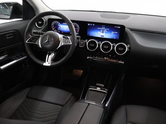 Mercedes-Benz GLA-KLASSE 250 e Luxury Line | Night pakket | 360 graden camera | Multibeam | Apple carplay |