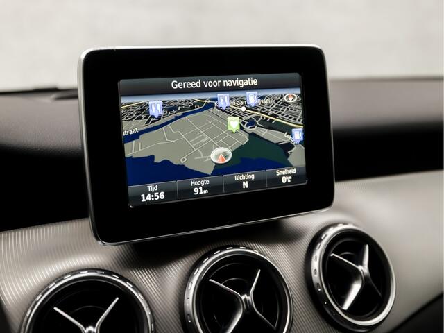 Mercedes-Benz GLA-KLASSE 200 Sport 157Pk Automaat (GROOT NAVI, LEDER, XENON, GETINT GLAS, SPORTSTOELEN, TREKHAAK, CRUISE, PARKEERSENSOREN, NIEUWE APK, NIEUWSTAAT)