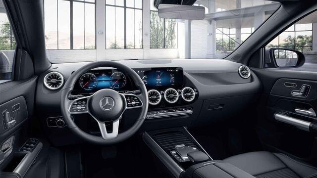 Mercedes-Benz GLA-KLASSE 250 4MATIC Progressive | Panoramadak | Trekhaak | Memory | Multibeam | Stoelverwarming |