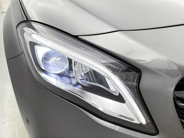 Mercedes-Benz GLA-KLASSE 180 Premium Plus Pano, Memory, 19", Carplay