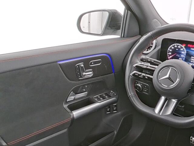 Mercedes-Benz GLA-KLASSE 250 e AMG Plug-in hybride AMG Line Premium Plus | Panorama Schuif-Kanteldak | Head-up-Display | Memory Voorstoelen | 360°-Camera. Inclusief 24 maanden MB Certified garantie voor Europa.