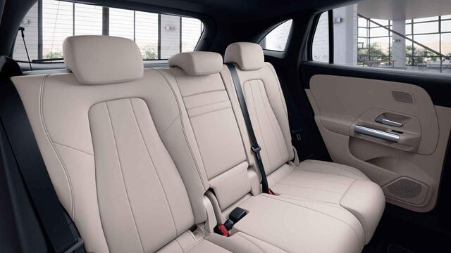 Mercedes-Benz GLA-KLASSE 250 e Business Solution Luxury Limited | Panoramadak | Trekhaak | Sfeerverlichting | Memory | Beige interieur | Sfeerverlichting |