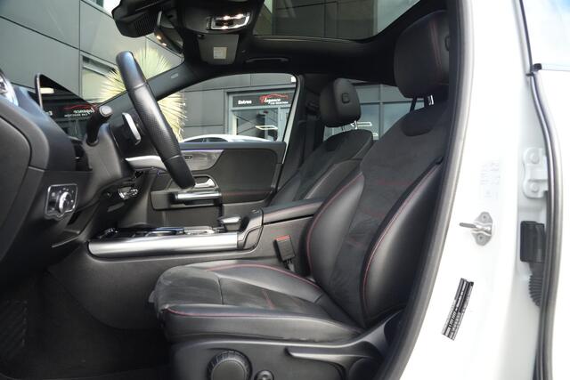 Mercedes-Benz GLA-KLASSE 250 4MATIC AMG Line 225pk Panoramadak/Stoelverwarming/Camera