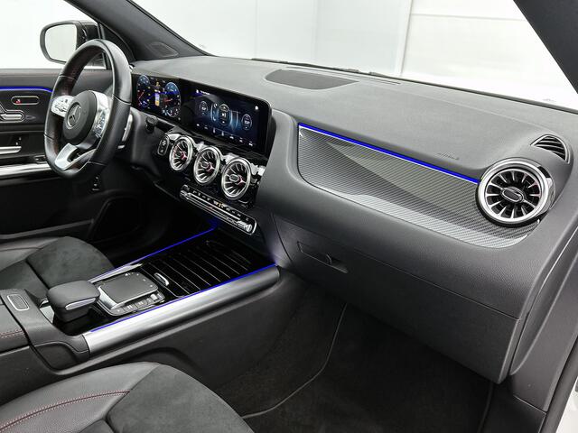 Mercedes-Benz GLA-KLASSE 200 Business Solution AMG | Panoramadak | Achteruitrijcamera | Multibeam Koplampen | Memory Stoelen | Inclusief 24 maanden MB Certified garantie voor Europa.