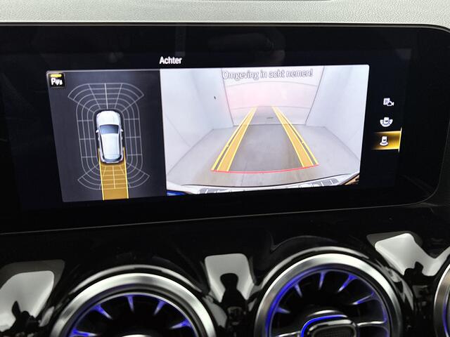 Mercedes-Benz GLA-KLASSE 200 Business Solution AMG | Panoramadak | Achteruitrijcamera | Multibeam Koplampen | Memory Stoelen | Inclusief 24 maanden MB Certified garantie voor Europa.