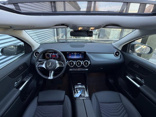 Mercedes-Benz GLA-KLASSE 180 Business Line panoramadak