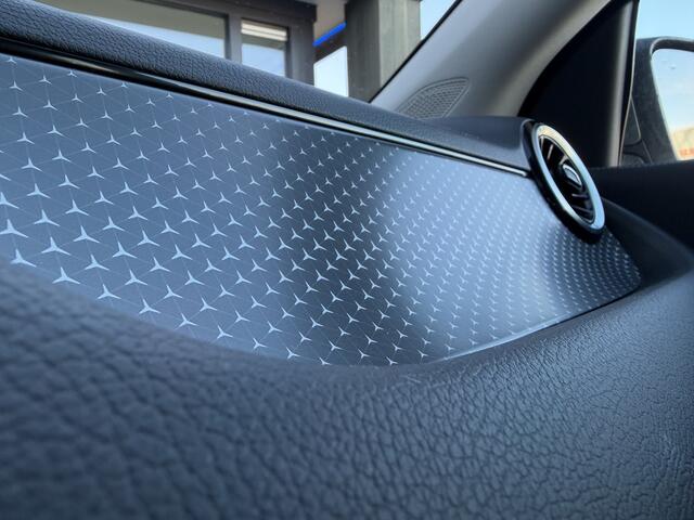 Mercedes-Benz GLA-KLASSE 180 Business Line panoramadak