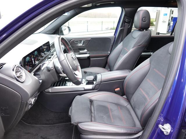 Mercedes-Benz GLB-Klasse 200 Bus. Sol. 165PK AMG PANO | LED MATRIX | LEER | NAVI | DODE HOEK