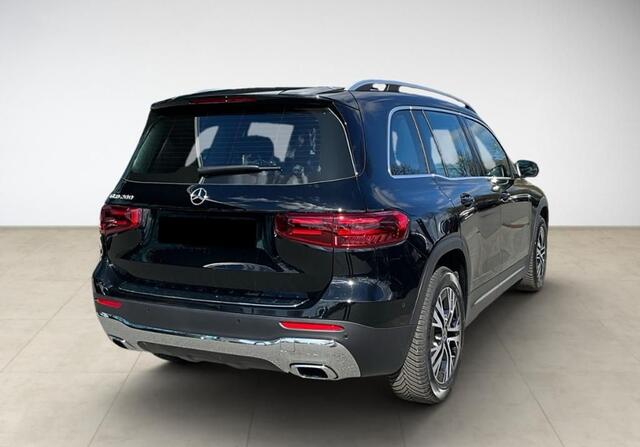 Mercedes-Benz GLB-Klasse 200 Edition 163 PK Automaat Distronic Camera LED Stoelverwarming 18 Inch MBUX Navigatie Premium