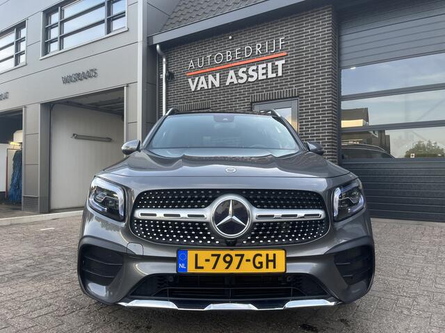 Mercedes-Benz GLB-Klasse 250 4MATIC Premium Plus AMG