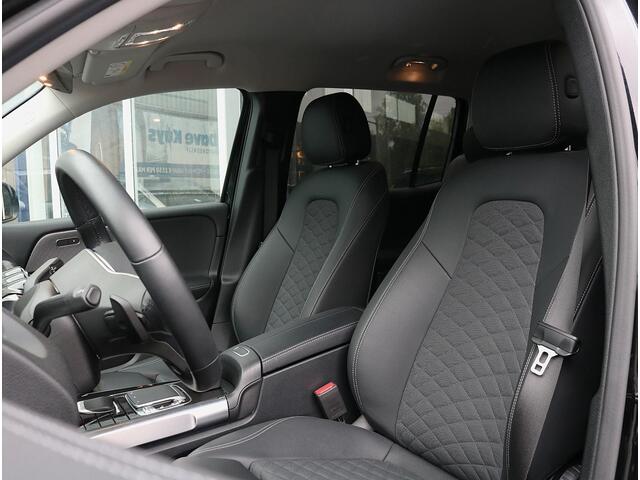 Mercedes-Benz GLB-Klasse 250 4MATIC 7p. | Trekhaak | Widescreen