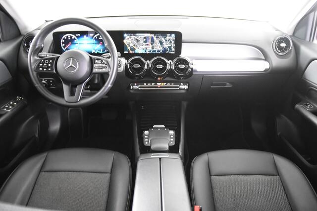 Mercedes-Benz GLB-Klasse 200 *1ste Eigenaar*Navigatie*Leer*Stoelverwarming*Parkassist*