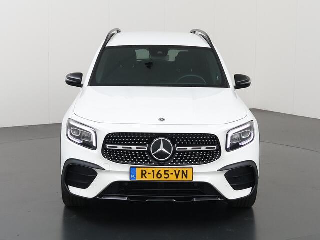 Mercedes-Benz GLB-Klasse 180 Business Line | AMG | Night | Widescreen | Stoelverwarming | Achteruitrijcamera |