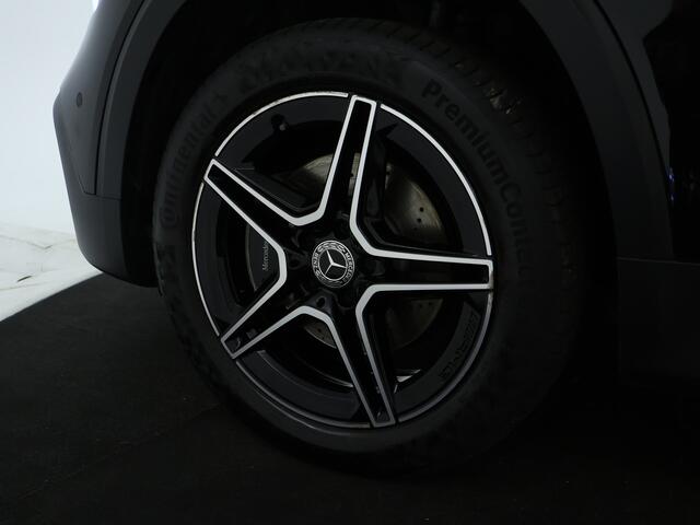 Mercedes-Benz GLB-Klasse 200 Business Solution AMG 7p. Panorama Schuif-Kanteldak | Memory stoelen | Achteruitrijcamera | Nightpakket | Trekhaak | 7 Persoons. Inclusief 24 maanden MB Certified garantie voor Europa.