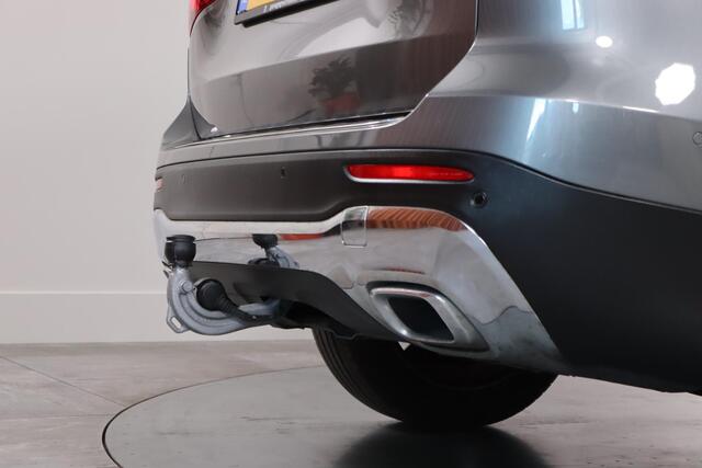 Mercedes-Benz GLB-Klasse 180 Luxury 7-Persoons, Panoramadak, Leder, Sfeerverlichting, Trekhaak, Apple Carplay/Android Auto