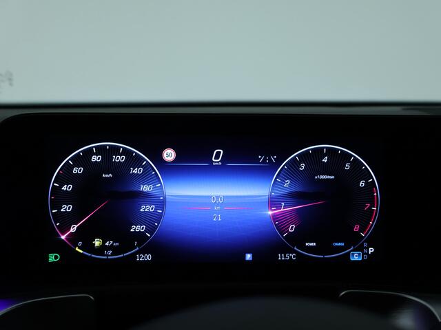 Mercedes-Benz GLB-Klasse 180 AMG -line 7persoons | Trekhaak af fabriek | Nightpakket | Keyless-Go comfortpakket | Parkeerpakket met achteruitrijcamera | USB-pakket plus | GUARD 360 ° Vehicle protection Plus | EASY PACK achterklep |