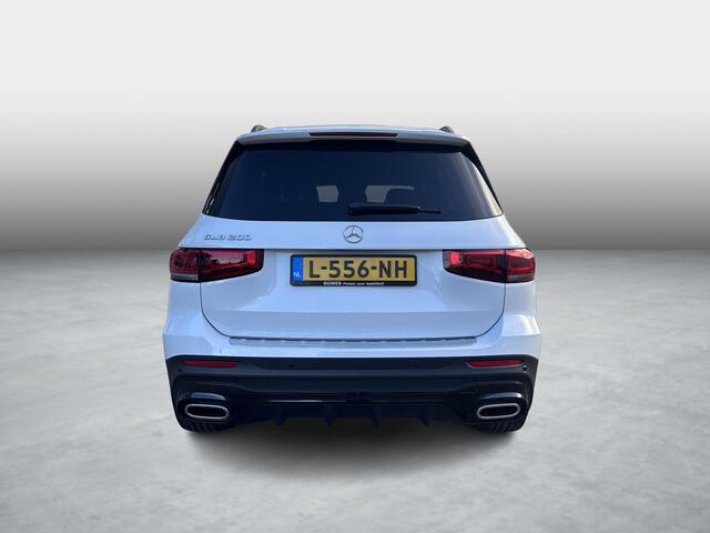 Mercedes-Benz GLB-Klasse 200 Business Solution AMG | Stoelverwarming |Sfeerverlichting|Night pakket