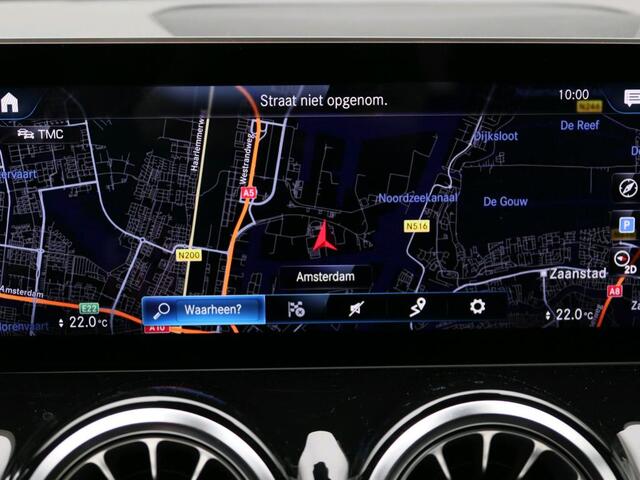 Mercedes-Benz GLB-Klasse 200 Business Solution AMG AMG Line | Night Pakket | PAnoorama Schuif-Kanteldak | Trekhaak | Memory Voorstoelen. Inclusief 24 maanden Mercedes-Benz Certified garantie voor Europa.