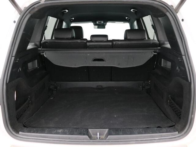 Mercedes-Benz GLB-Klasse 200 Progressive Ledkoplampen | Dodehoekassistent | Achteruitrijcamera | Easy Pack Achterklep | MBUX Augmented reality voor navigatie | Inclusief 24 maanden Mercedes-Benz Certified garantie voor Europa.