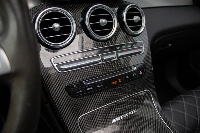 Mercedes-Benz GLC-KLASSE Coupé AMG 63 S 4MATIC+ 510PK | NL Auto | Performance Seats | 360 Camera | Keramische | ACC (distronic+) | Lane & Side Assist | Head Up | Isolatie Glas | 21"| 4x Stoelverwarming | Manufaktur Leder | DAB+ | Treeplank | N.P ¤186.068,-