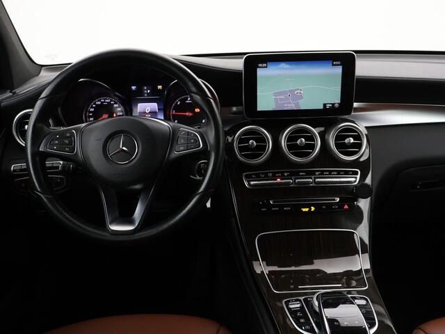 Mercedes-Benz GLC-KLASSE 250D 4MATIC + BURMESTER | HEAD-UP 2500 KG TREKHAAK | LEDER | CAMERA