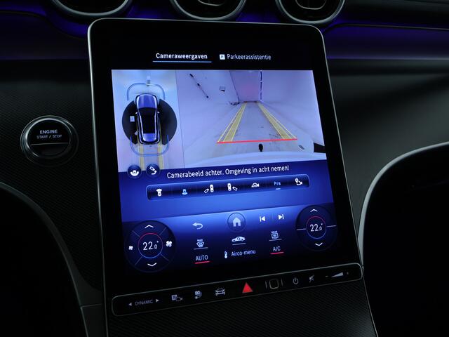 Mercedes-Benz GLC-KLASSE 300 e 4MATIC AMG Plug-In Hybride | AMG Line | Night Pakket | Panorama Schuif-Kanteldak | Trekhaak. Inclusief 24 maanden MB Certified garantie voor Europa.