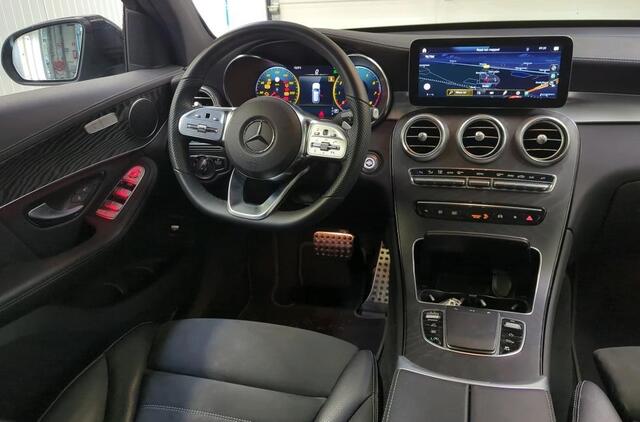 Mercedes-Benz GLC-KLASSE 200 4MATIC Premium Plus AMG Navigatie Trekhaak Panoramadak 360 Camera Elek Stoelen + Verwamring 20 Inch Velgen Keyless DAB Carplay NL Auto